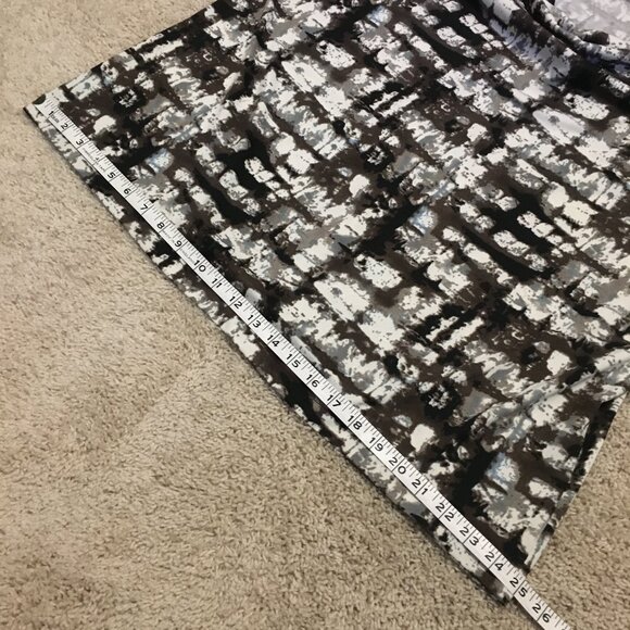 Vintage Tradition Canadian Modern Ink Blot Studded Shoulder Drape Neck Tee - Picture 14 of 16